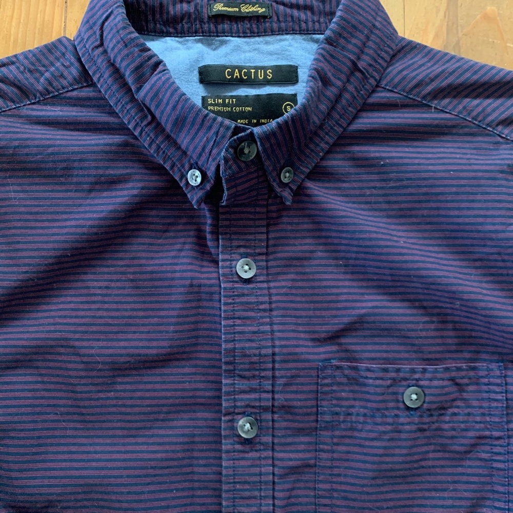 nice dress shirt - Picture 3 of 3